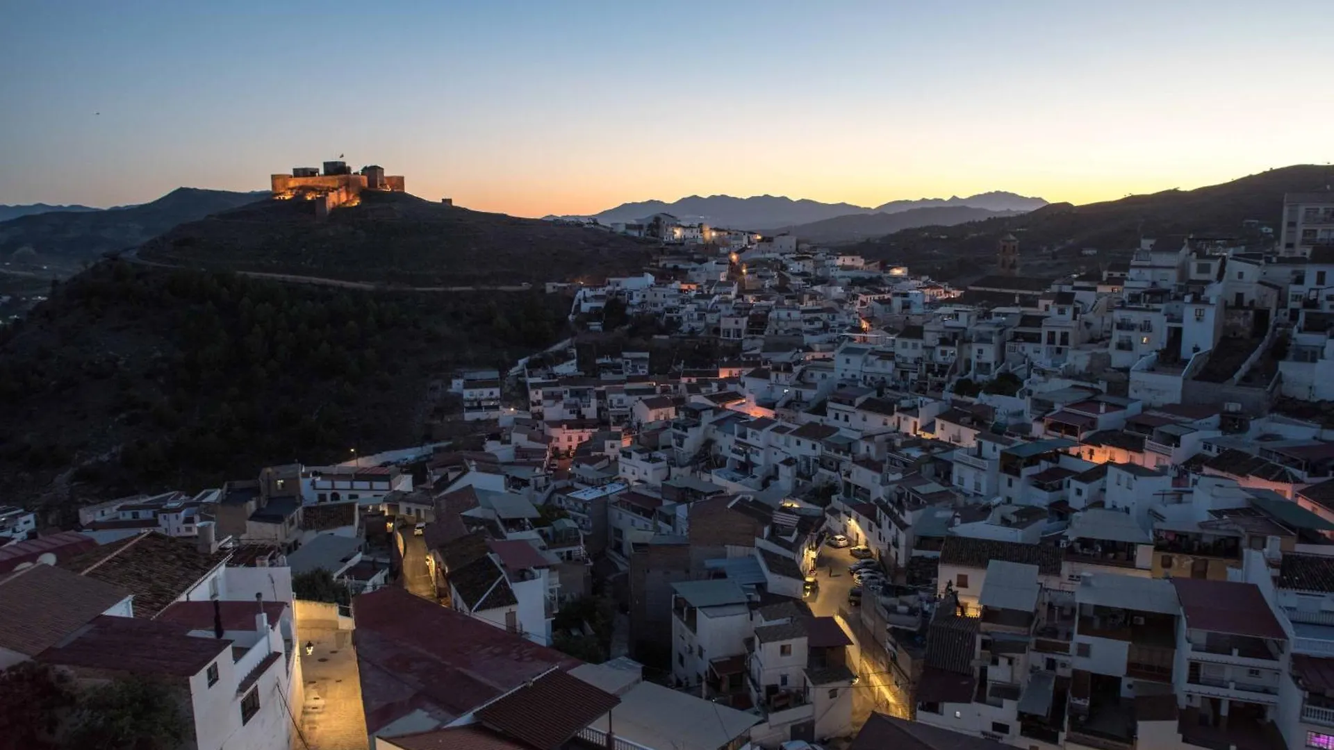 3-Bedroom Top Apartment With Amazing Views Álora