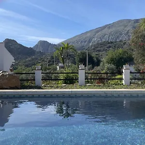Valle Bed & Breakfast